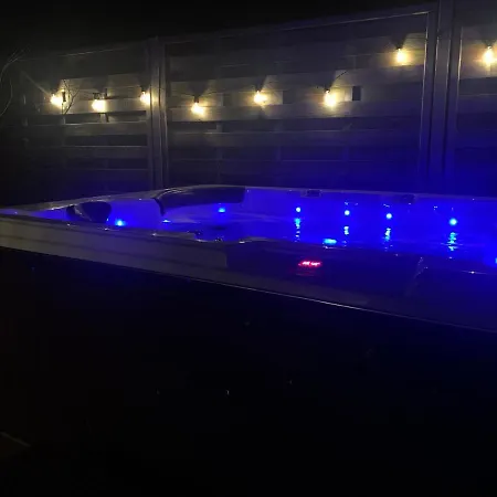 Duna Met Hammam, Jacuzzi, Sauna Koksijde