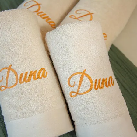 Duna - Japandi Met Topontbijt&wellness Bed & Breakfast 4*