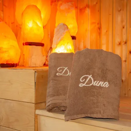Panzió Duna - Japandi Met Topontbijt&wellness