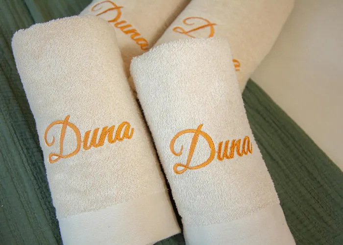 Duna - Japandi Met Topontbijt&wellness Bed & Breakfast 4*