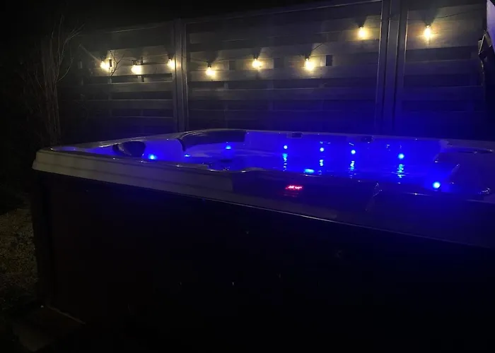 Bed & Breakfast Duna - Japandi Met Topontbijt&wellness 4*